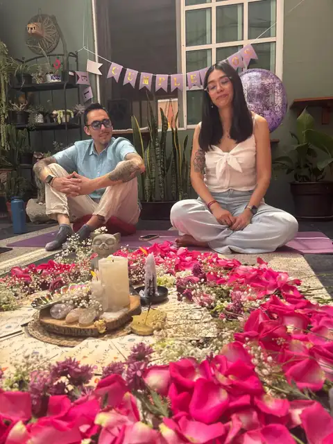 Ritual de pareja con flores